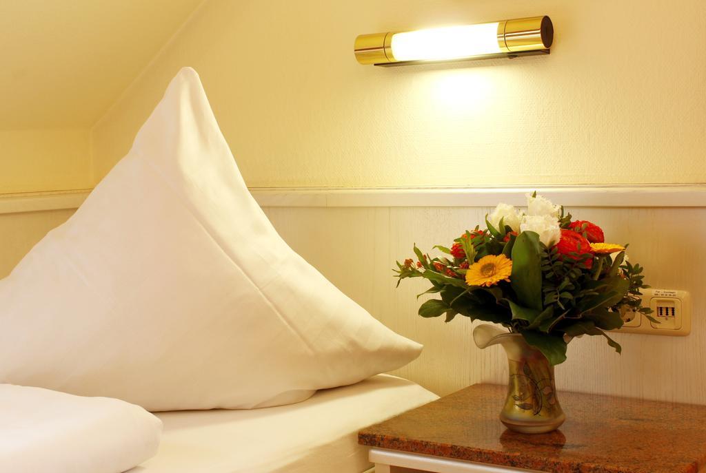 Appartementpension Zum Zacherl เฟลด์เคอร์เชิน ภายนอก รูปภาพ